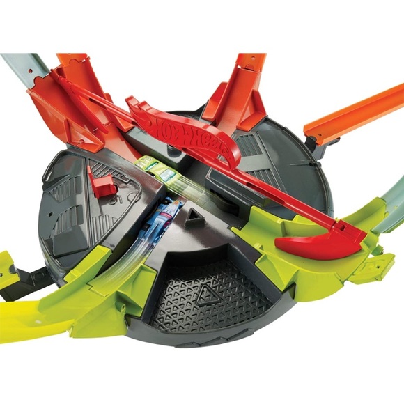 Hot Wheels Roto Revolution Track Set - Picture 9 of 9